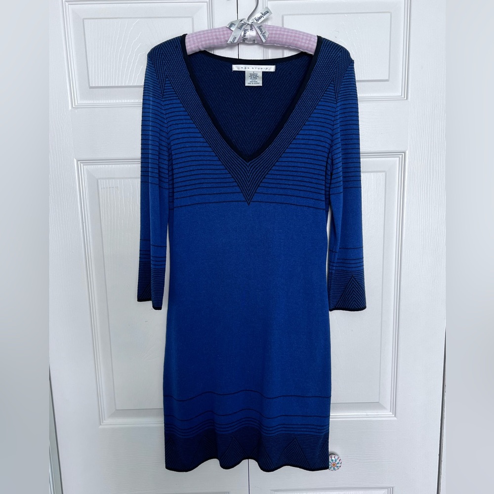 Max Studio Blue V-Neck 3/4 Sleeve Sweater Knit Dress-Size S